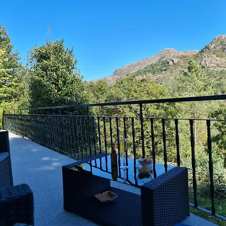 Casa Do Colmeal - Com Uma Vista Genial Hébergement de vacances